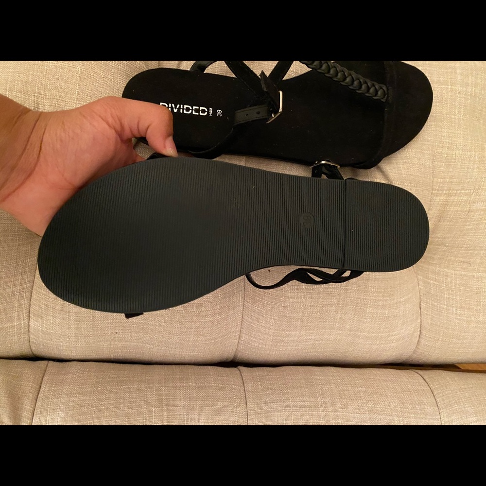 H&M Sandals - Picture 4 of 4